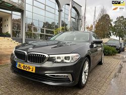 Grijs Gebruikt 2018 BMW 520 Executive Stationwagen | € 19.900 (Eerlijke prijs)