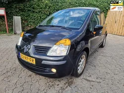 Zwart Gebruikt 2005 Renault Modus Luxe MPV | € 3.550 (Eerlijke prijs)