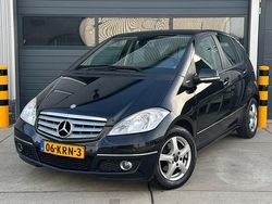 Zwart (metallic) Gebruikt 2010 Mercedes A170 Avantgarde MPV | € 2.299 (Eerlijke prijs)