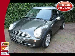 Grijs Gebruikt 2006 Mini Cooper Hatchback | € 6.450 (Duur)