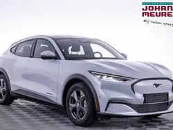 Grijs Gebruikt 2021 Ford Mustang Mach-E SUV | € 28.890 (Eerlijke prijs)