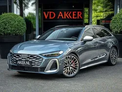 Blauw, metallic lak Gebruikt 2025 Audi S5 Exclusive Stationwagen | € 123.650