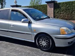 Grijs Gebruikt 2003 Kia Rio 4 Hatchback | € 799 (Super prijs)