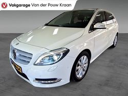 Wit Gebruikt 2013 Mercedes B180 Ambition MPV | € 13.900 (Eerlijke prijs)