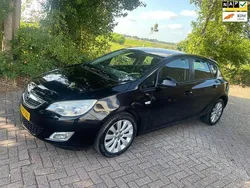 Zwart Gebruikt 2011 Opel Astra Edition Hatchback | € 3.999 (Eerlijke prijs)