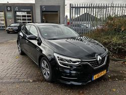 Noir etoile Gebruikt 2020 Renault Mégane IV Intens Hatchback | € 14.445 (Eerlijke prijs)