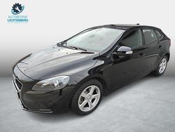 Zwart Gebruikt 2018 Volvo V40 Momentum Stationwagen | € 16.500 (Goede deal)