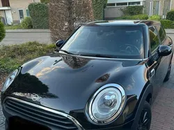 Zwart Gebruikt 2019 Mini One Clubman Chili Stationwagen | € 19.950 (Eerlijke prijs)