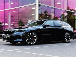 Zwart Nieuw 2025 BMW i5 Comfort Edition Sedan | € 96.491