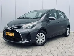 Grijs Gebruikt 2015 Toyota Yaris Style Hatchback | € 7.499 (Eerlijke prijs)