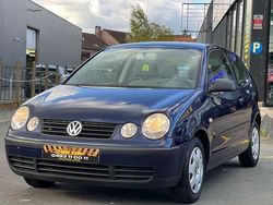 Blauw Gebruikt 2002 VW Polo Sedan | € 3.990