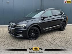 Zwart Gebruikt 2019 VW Tiguan R-line SUV | € 25.835 (Eerlijke prijs)