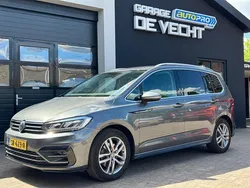 Grijs Gebruikt 2018 VW Touran Highline MPV | € 21.450 (Eerlijke prijs)