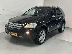 Zwart Gebruikt 2006 Mercedes ML350 SUV | € 10.499 (Eerlijke prijs)