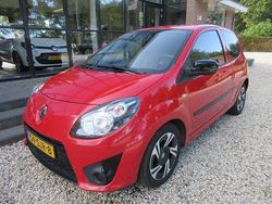 Rood Gebruikt 2011 Renault Twingo Hatchback | € 3.750 (Eerlijke prijs)