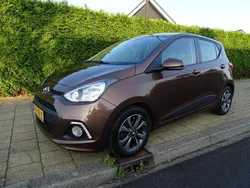 Bruin Gebruikt 2015 Hyundai i10 Hatchback | € 10.950 (Eerlijke prijs)