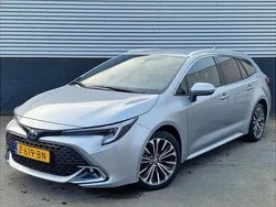 Gebruikt 2024 Toyota Corolla Stationwagen | € 32.749