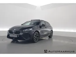 Zwart Gebruikt 2024 BMW 120 M Sport Hatchback | € 42.750