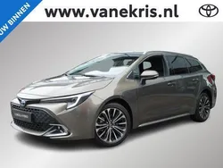 Groen Nieuw 2025 Toyota Corolla Stationwagen | € 37.335 (Eerlijke prijs)