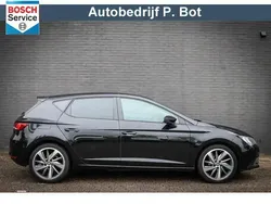 Zwart, metallic lak Gebruikt 2016 Seat Leon Reference Hatchback | € 13.950 (Iets duurder)