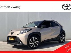 Bruin Gebruikt 2023 Toyota Aygo Pulse Hatchback | € 21.999 (Duur)