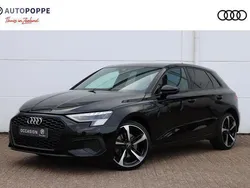 Zwart Gebruikt 2022 Audi A3 Sportback Basis Hatchback | € 29.950 (Iets duurder)