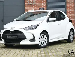 Wit Gebruikt 2022 Toyota Yaris Comfort Hatchback | € 15.500 (Eerlijke prijs)