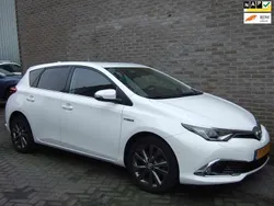 Wit Gebruikt 2016 Toyota Auris Hybrid Business Edition Hatchback | € 10.999 (Eerlijke prijs)