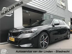 Zwart Gebruikt 2024 BMW 530 M Sport Stationwagen | € 74.500