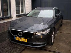 Grijs Gebruikt 2019 Volvo V90 Momentum Stationwagen | € 25.000 (Eerlijke prijs)