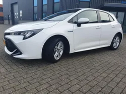 Wit Gebruikt 2019 Toyota Corolla Active Hatchback | € 17.999 (Goede deal)