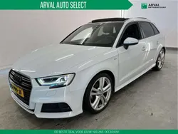 Wit Gebruikt 2020 Audi A3 Sportback Sport Hatchback | € 24.950 (Eerlijke prijs)