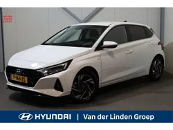 Atlas white Gebruikt 2023 Hyundai i20 Premium Hatchback | € 23.995 (Duur)