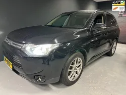 Zwart Gebruikt 2012 Mitsubishi Outlander Instyle SUV | € 8.999 (Iets duurder)
