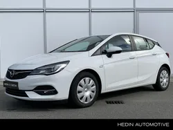 Wit Gebruikt 2020 Opel Astra Business Edition Hatchback | € 11.945 (Eerlijke prijs)