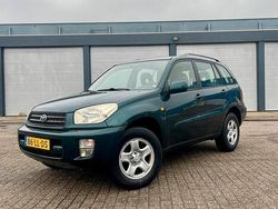 Groen Gebruikt 2003 Toyota RAV4 Stationwagen | € 4.950 (Eerlijke prijs)