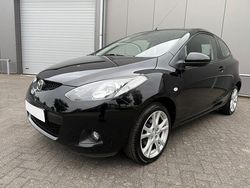 Zwart Gebruikt 2009 Mazda 2 Hatchback | € 4.200 (Eerlijke prijs)