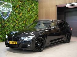 Zwart Gebruikt 2019 BMW 318 M Sport Stationwagen | € 20.890 (Iets duurder)