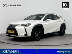 Wit Gebruikt 2024 Lexus UX 300h SUV | € 41.950