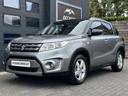 Grijs Gebruikt 2016 Suzuki Vitara SUV | € 15.950 (Eerlijke prijs)