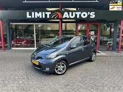 Grijs Gebruikt 2011 Toyota Aygo Comfort Hatchback | € 4.999 (Eerlijke prijs)
