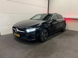 Zwart Gebruikt 2019 Mercedes A180 Business Hatchback | € 28.950 (Iets duurder)
