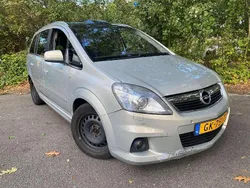 Grijs Gebruikt 2011 Opel Zafira Cosmo MPV | € 2.399 (Goede deal)
