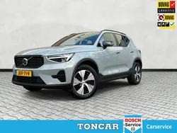 Grijs Gebruikt 2023 Volvo XC40 Plus SUV | € 42.795 (Eerlijke prijs)