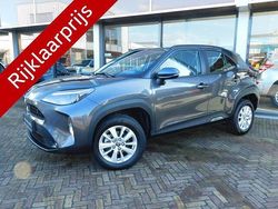 Grijs Gebruikt 2024 Toyota Yaris Cross Active SUV | € 28.700 (Iets duurder)
