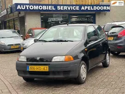 Zwart Gebruikt 1996 Fiat Punto S Hatchback | € 2.950