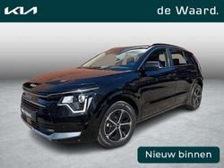 Zwart Nieuw 2025 Kia Niro SUV | € 35.390 (Eerlijke prijs)