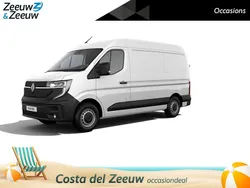Blanc mineral (licht wit) Nieuw 2024 Renault Master Van | € 32.900 (Goede deal)