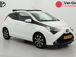 Wit Gebruikt 2021 Toyota Aygo Hatchback | € 14.999 (Eerlijke prijs)