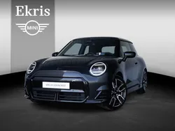 Grijs Gebruikt 2024 Mini Cooper Hatchback | € 34.900